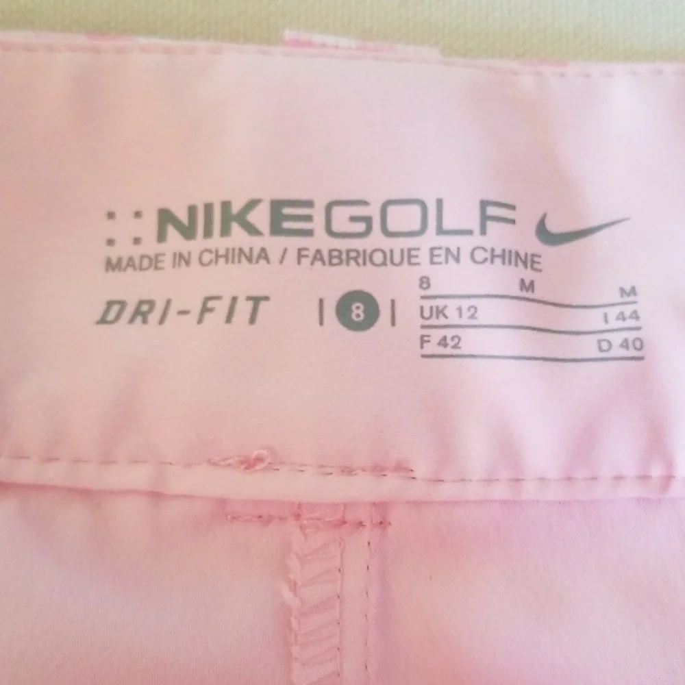 Nike🤯 - Picture 3 of 5